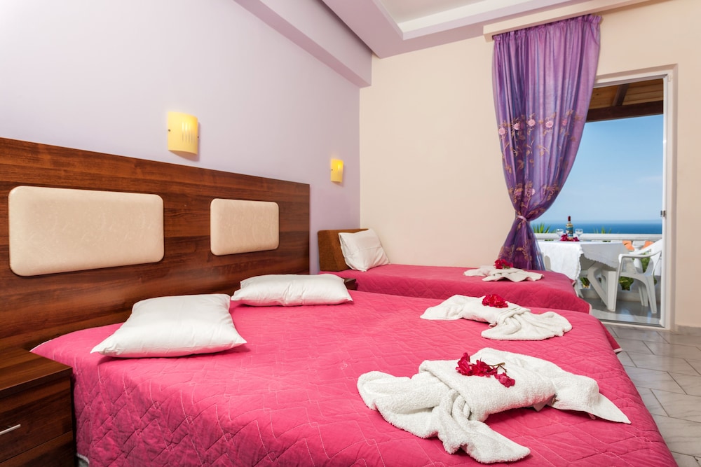 Zante View Studios — Hotel rooms in Tsilivi, Ionian Islands