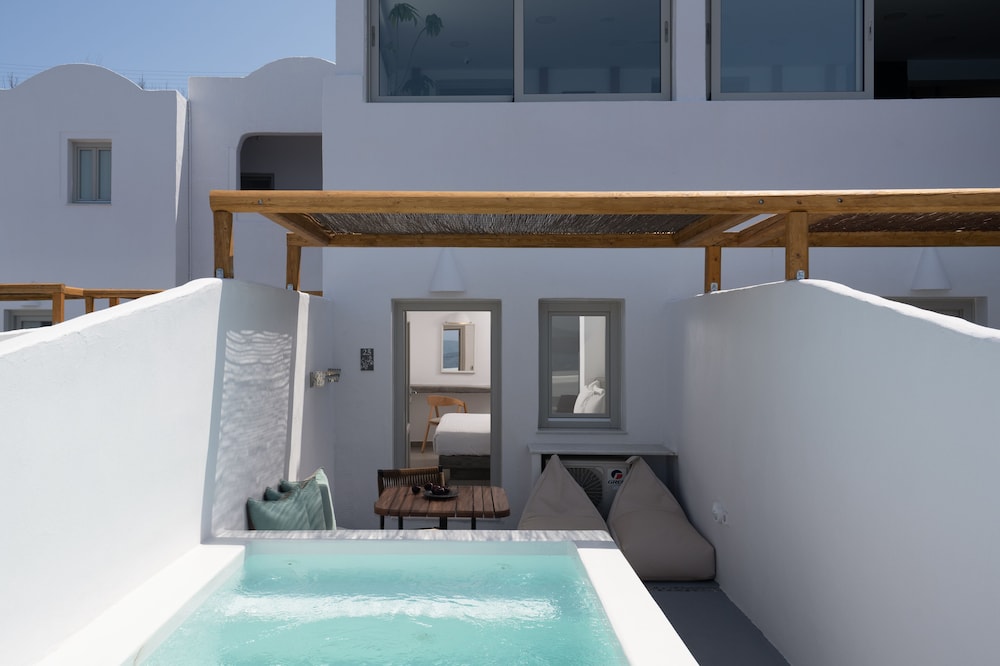 Goulielmos Hotel & Spa — Outdoor in Akrotiri, South Aegean
