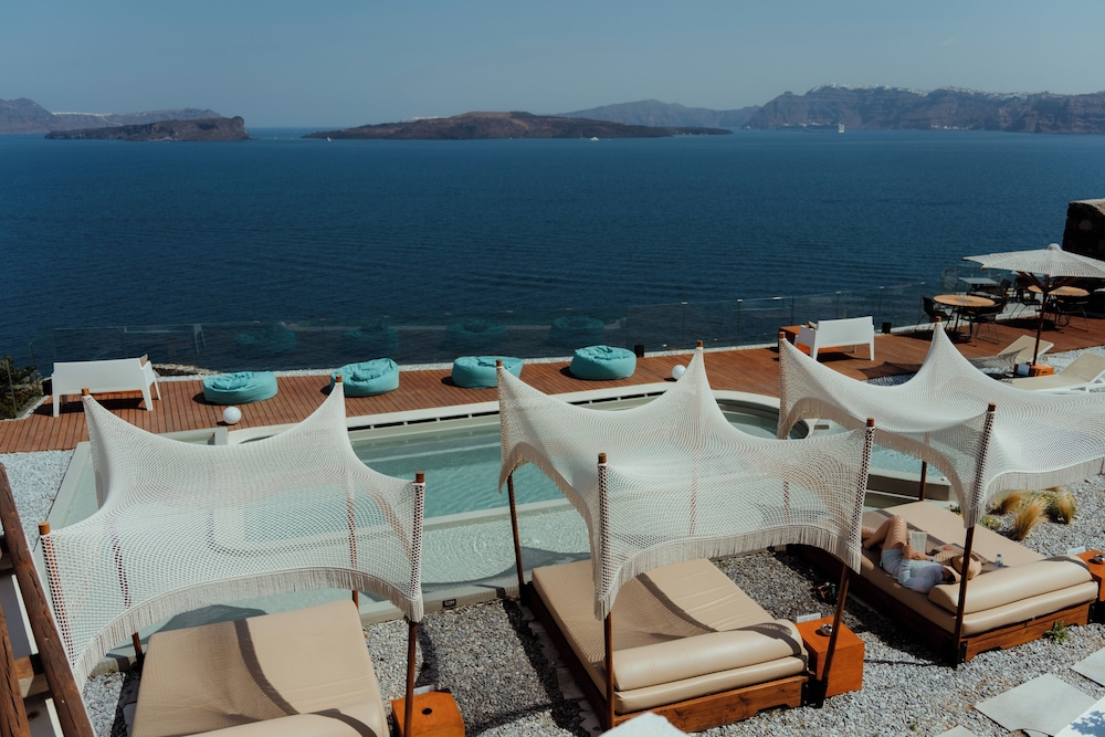 Goulielmos Hotel & Spa — Pool in Akrotiri, South Aegean