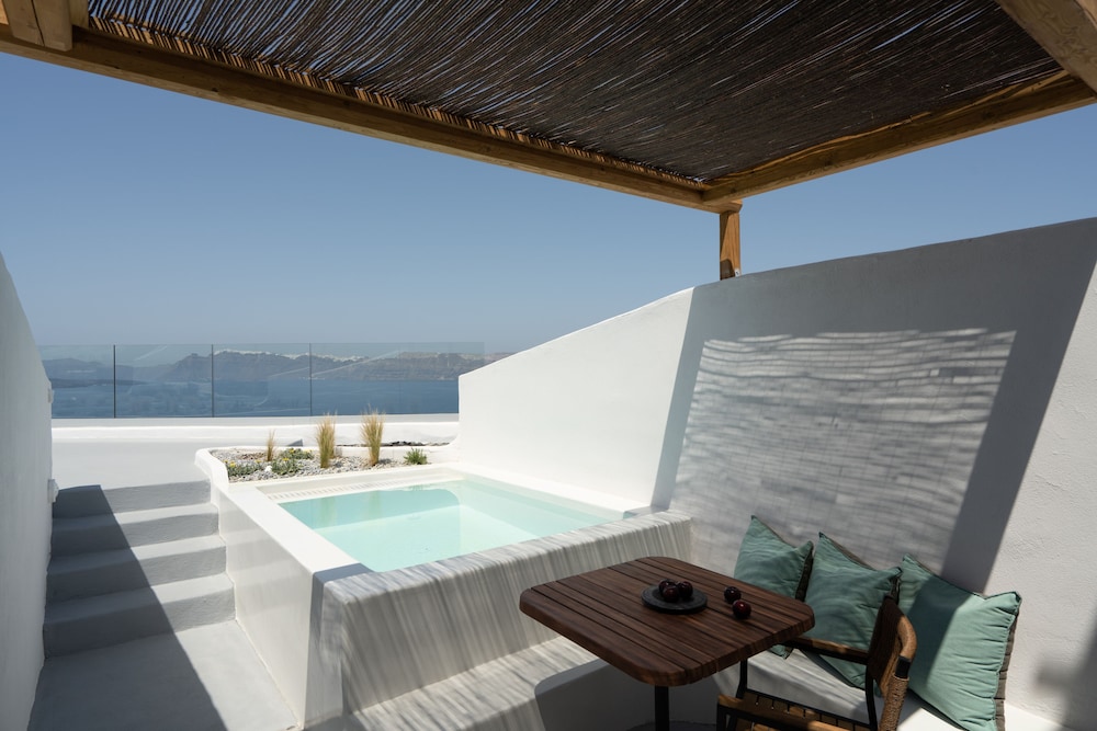 Goulielmos Hotel & Spa — Outdoor in Akrotiri, South Aegean