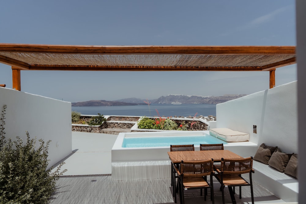Goulielmos Hotel & Spa — Outdoor in Akrotiri, South Aegean