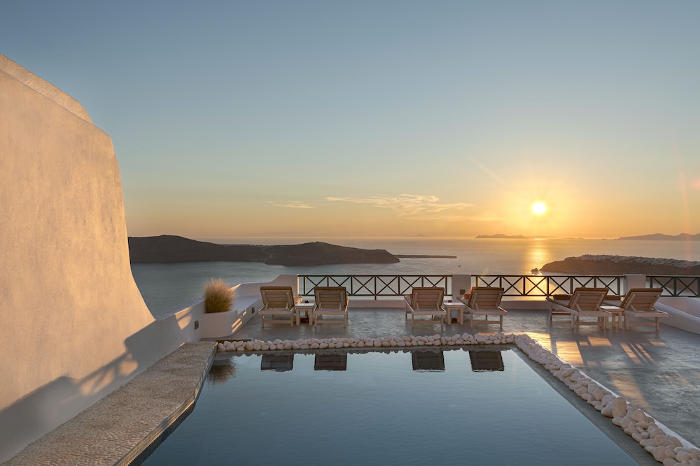 Afroessa Hotel by Caldera Houses — Swimming pool in Imerovigli, South Aegean