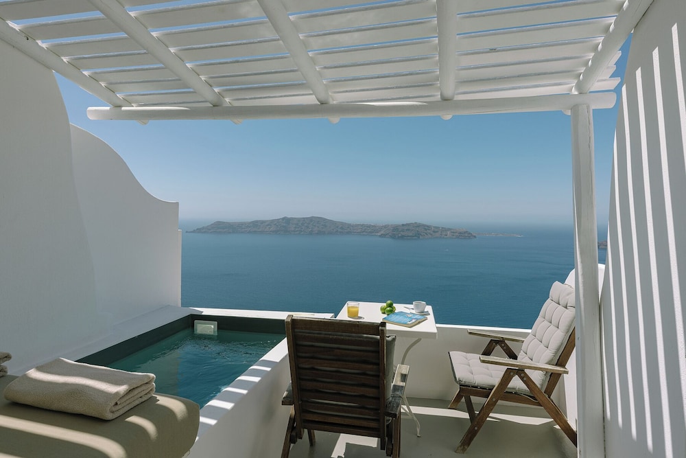Afroessa Hotel by Caldera Houses — Swimming pool in Imerovigli, South Aegean