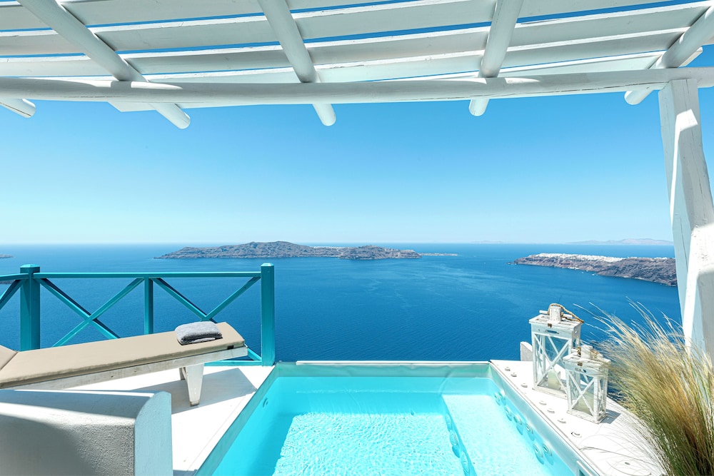 Afroessa Hotel by Caldera Houses — Main photo in Imerovigli, South Aegean