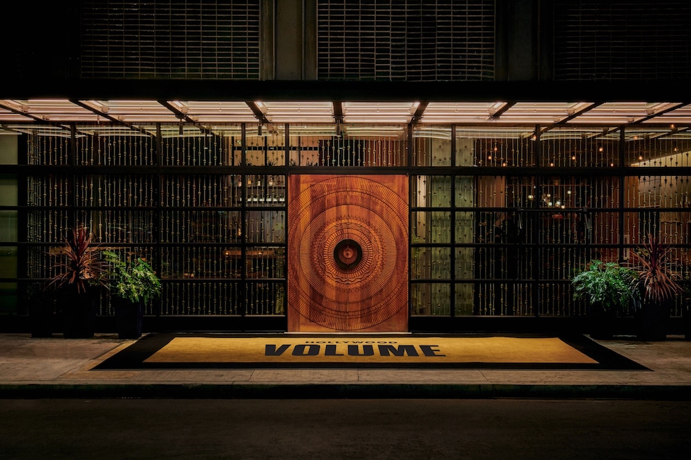 HOLLYWOOD VOLUME, a Tribute Portfolio Hotel — Hotel building in Los Angeles, California