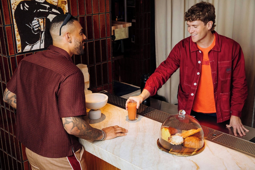 HOLLYWOOD VOLUME, a Tribute Portfolio Hotel — Restaurant & bars in Los Angeles, California