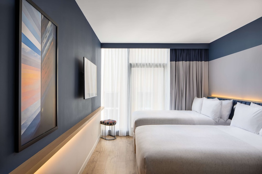 Motto by Hilton New York City Chelsea — Hotel rooms in New York City, New York State
