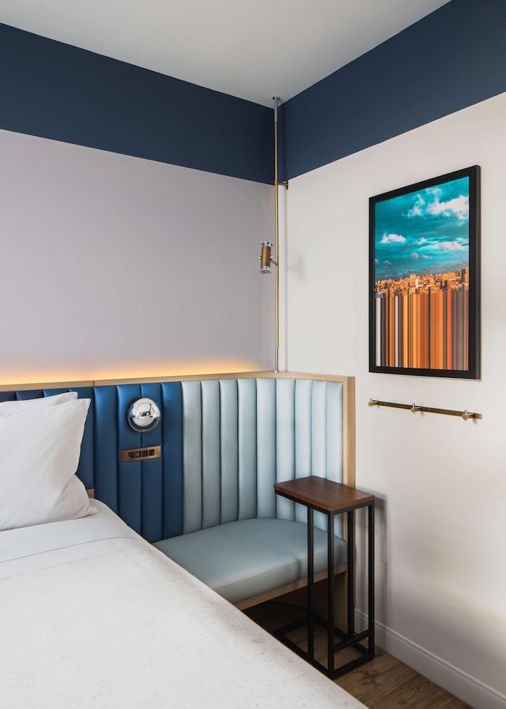 Motto by Hilton New York City Chelsea — Hotel rooms in New York City, New York State