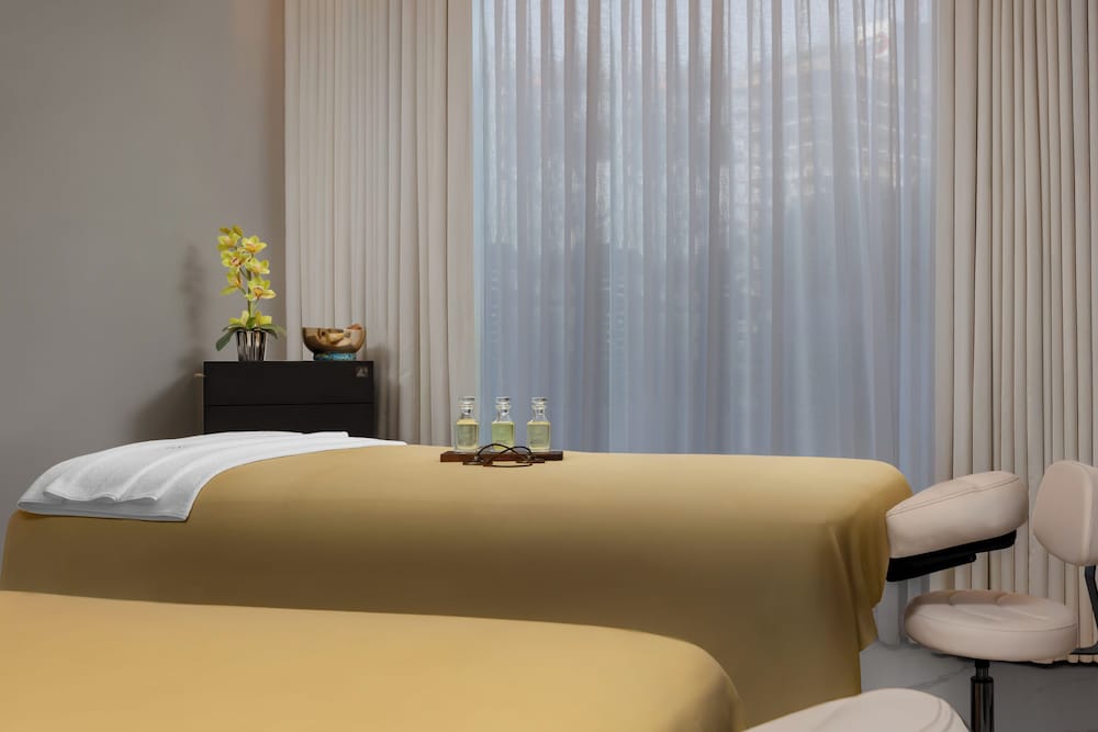 Hotel Indigo Dubai Downtown by IHG — Spa in Dubai