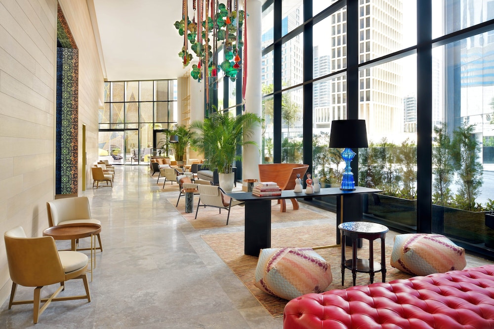 Hotel Indigo Dubai Downtown by IHG — Hotel building in Dubai
