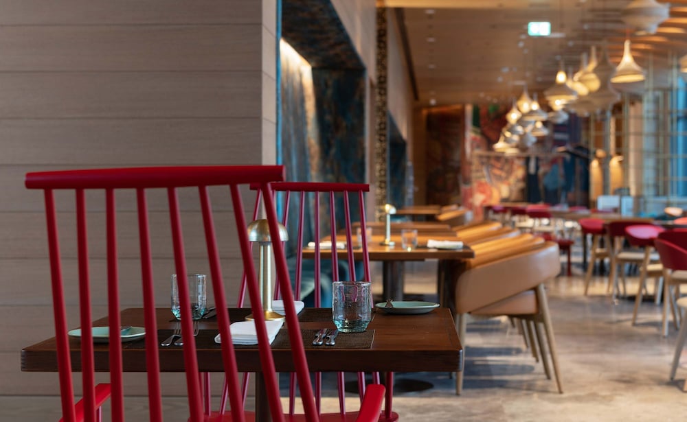 Hotel Indigo Dubai Downtown by IHG — Restaurant & bars in Dubai