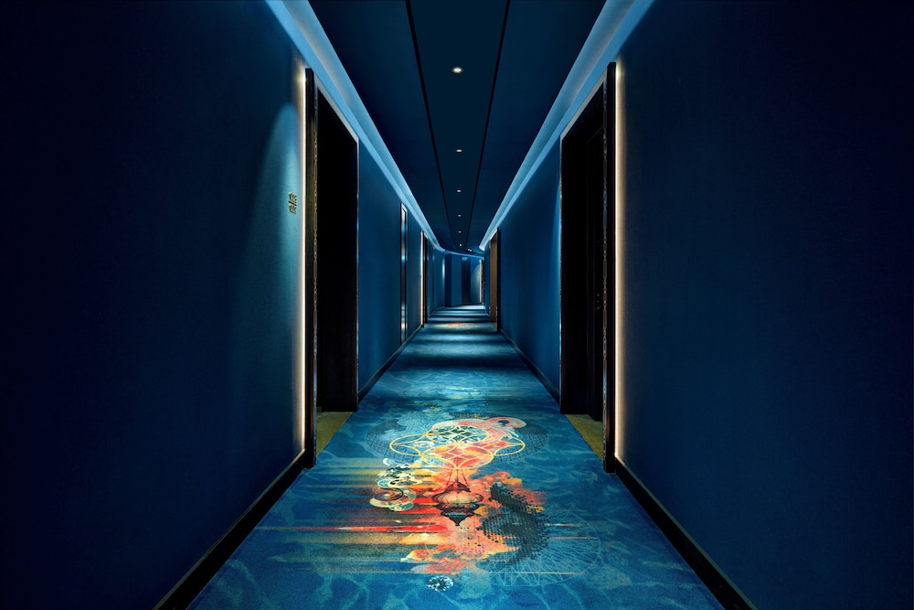 Hotel Indigo Dubai Downtown by IHG — Hotel building in Dubai