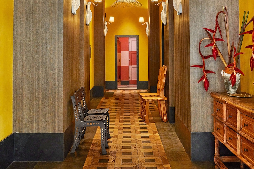 Downtown Los Angeles Proper Hotel, a Member of Design Hotels — Hotel building in Los Angeles, California