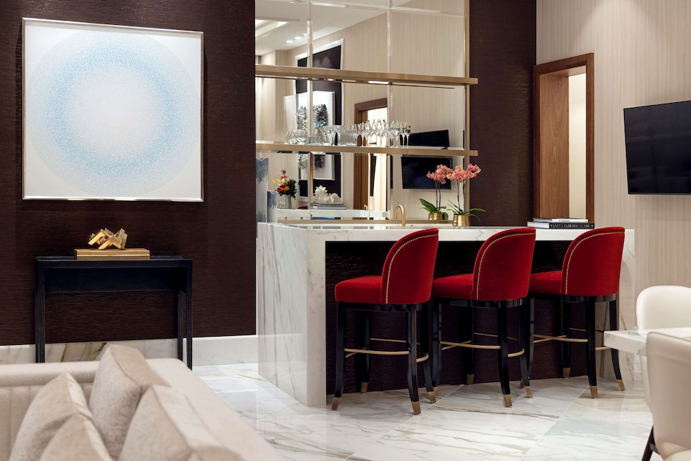 Crockfords Las Vegas, LXR Hotels & Resorts at Resorts World — Restaurant & bars in Las Vegas, Nevada
