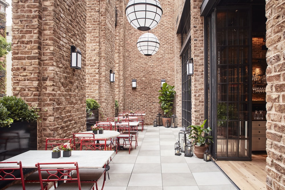 CIVILIAN Hotel — Restaurant & bars in New York City, New York State