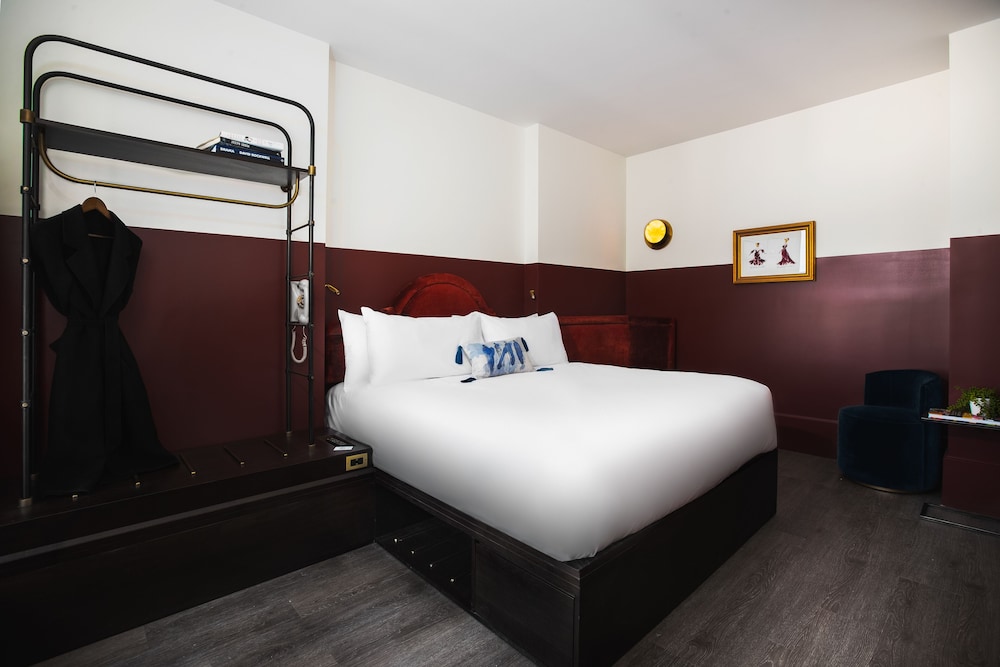 CIVILIAN Hotel — Hotel rooms in New York City, New York State