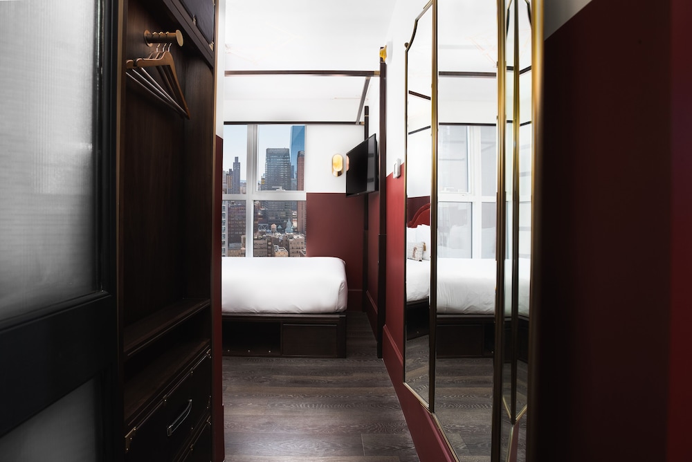 CIVILIAN Hotel — Hotel rooms in New York City, New York State