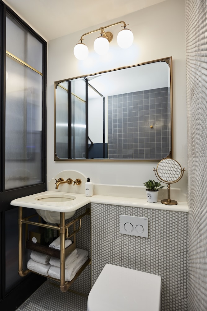 CIVILIAN Hotel — Hotel rooms in New York City, New York State