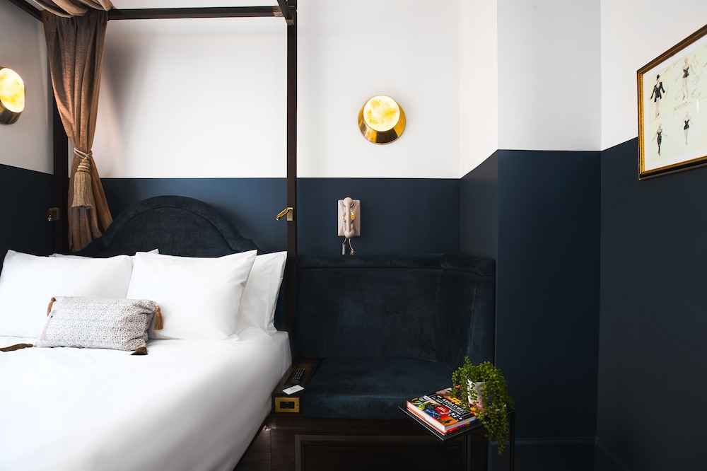 CIVILIAN Hotel — Hotel rooms in New York City, New York State