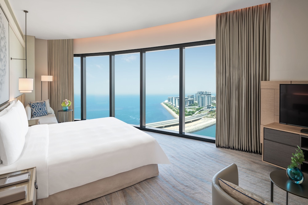 Address Beach Resort — Hotel rooms in Dubai