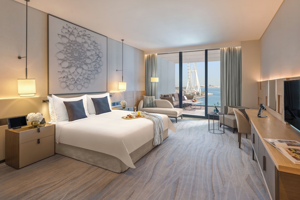 Address Beach Resort — Hotel rooms in Dubai
