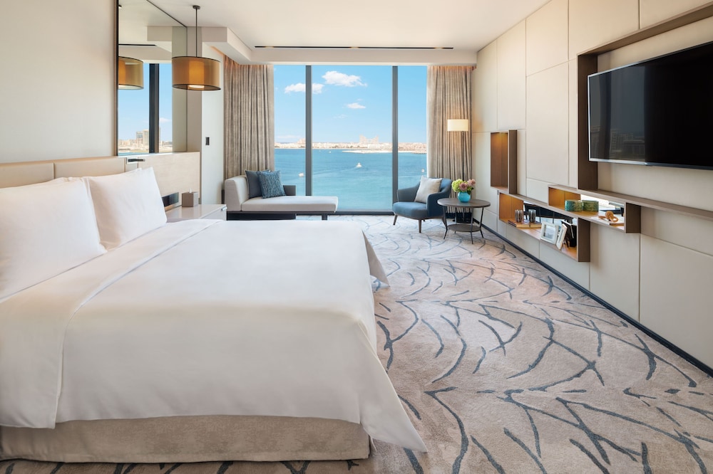 Address Beach Resort — Hotel rooms in Dubai