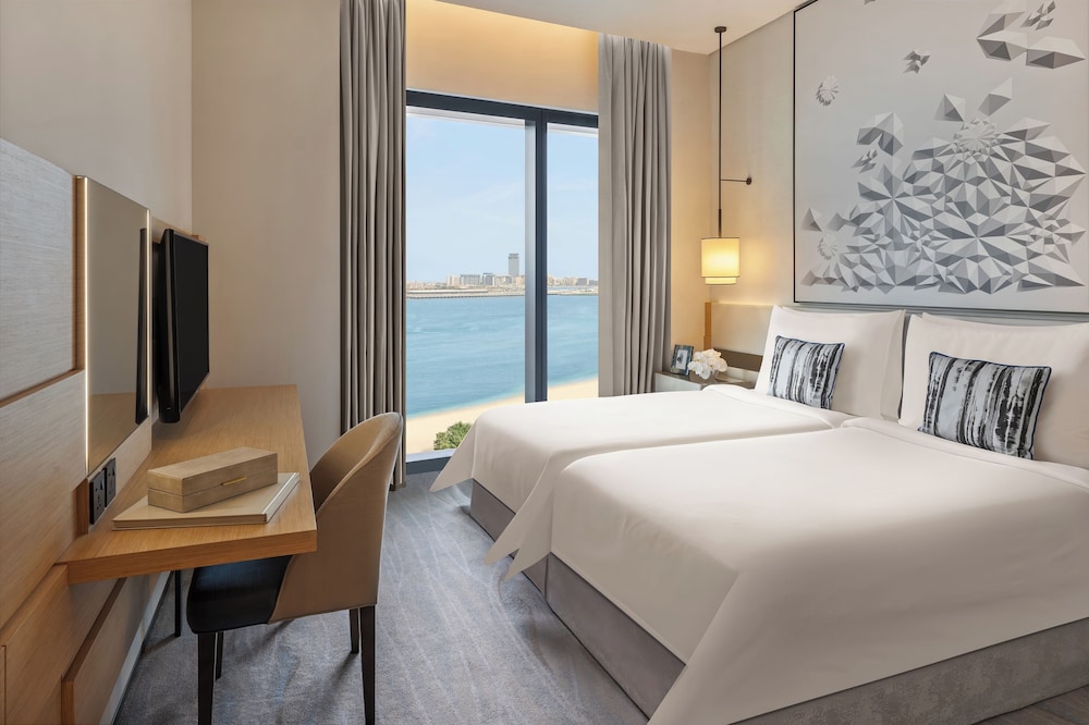 Address Beach Resort — Hotel rooms in Dubai