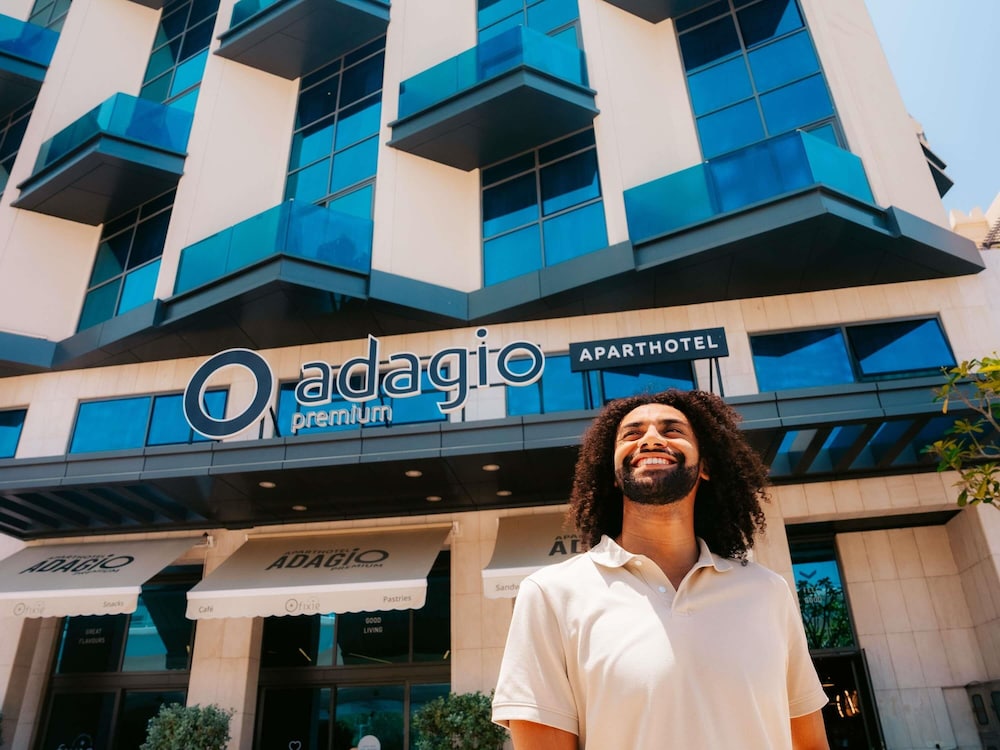 Adagio Premium The Palm — Hotel building in Dubai