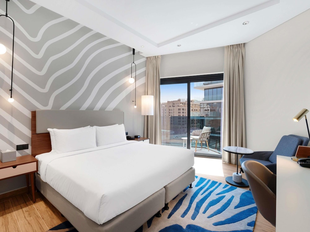 Adagio Premium The Palm — Hotel rooms in Dubai
