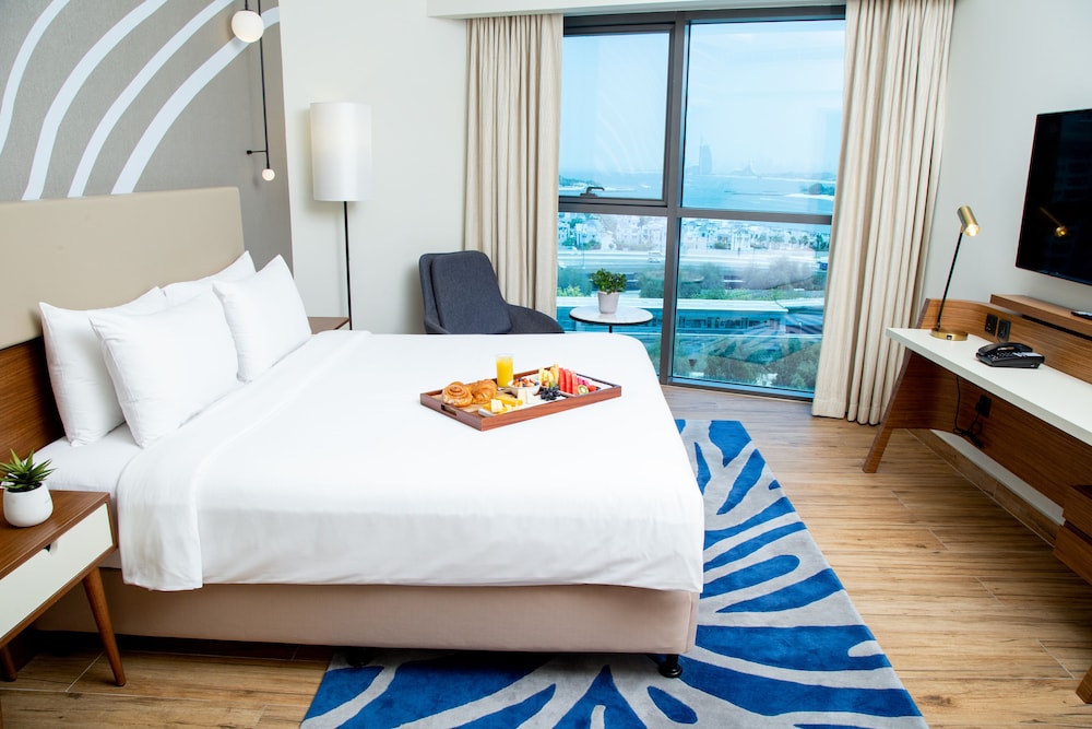 Adagio Premium The Palm — Hotel rooms in Dubai