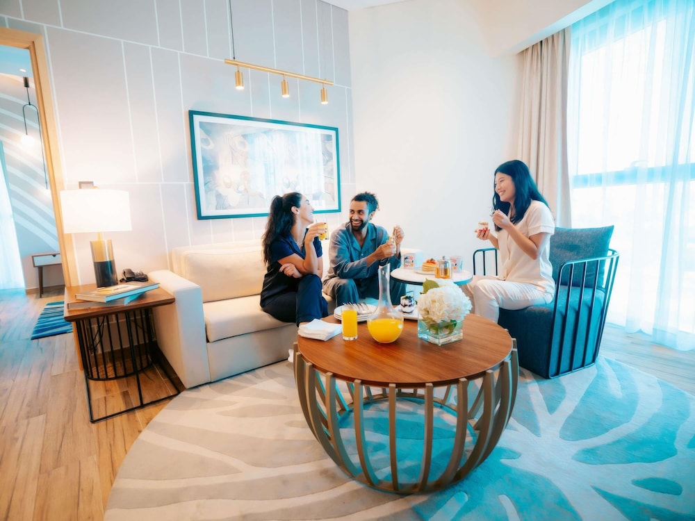 Adagio Premium The Palm — Hotel rooms in Dubai