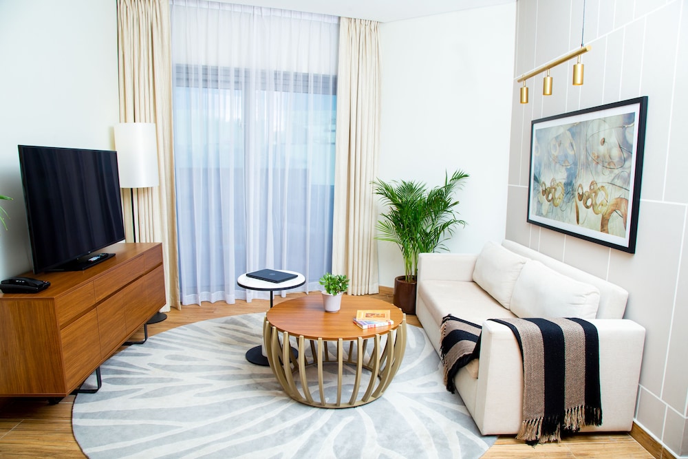 Adagio Premium The Palm — Hotel rooms in Dubai
