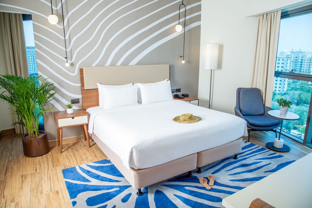Adagio Premium The Palm — Hotel rooms in Dubai