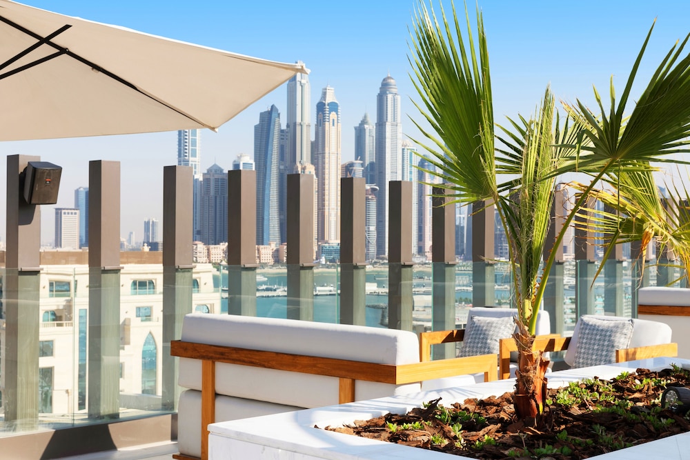 Adagio Premium The Palm — Restaurant & bars in Dubai