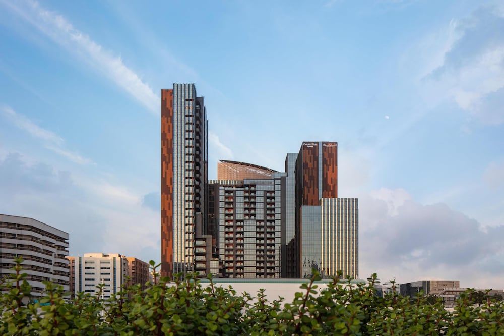 DoubleTree by Hilton Dubai M Square Hotel & Residences — Hotel building in Dubai