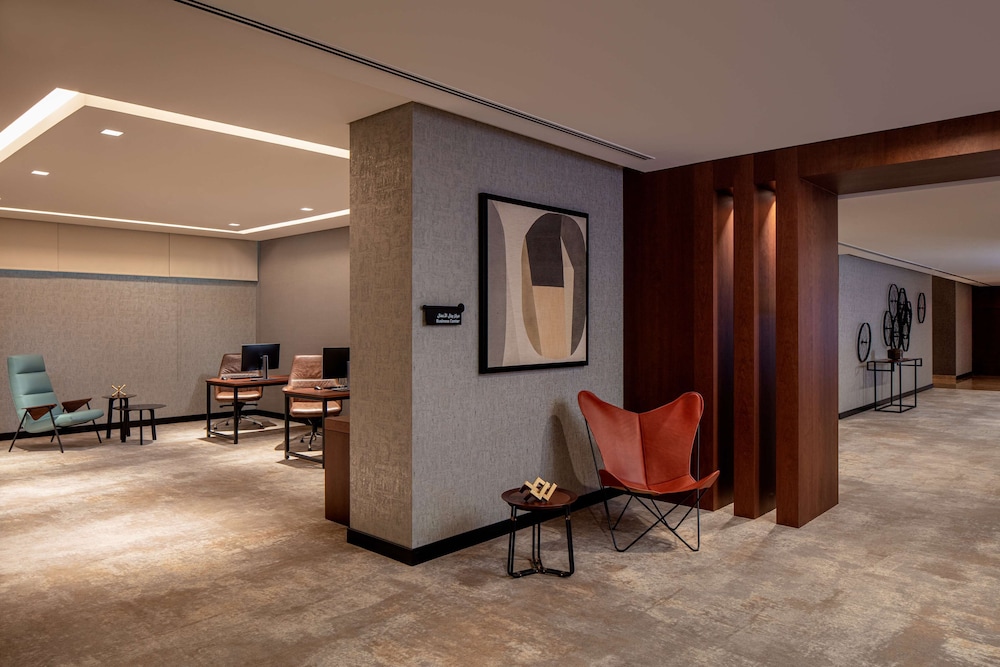 DoubleTree by Hilton Dubai M Square Hotel & Residences — Hotel building in Dubai