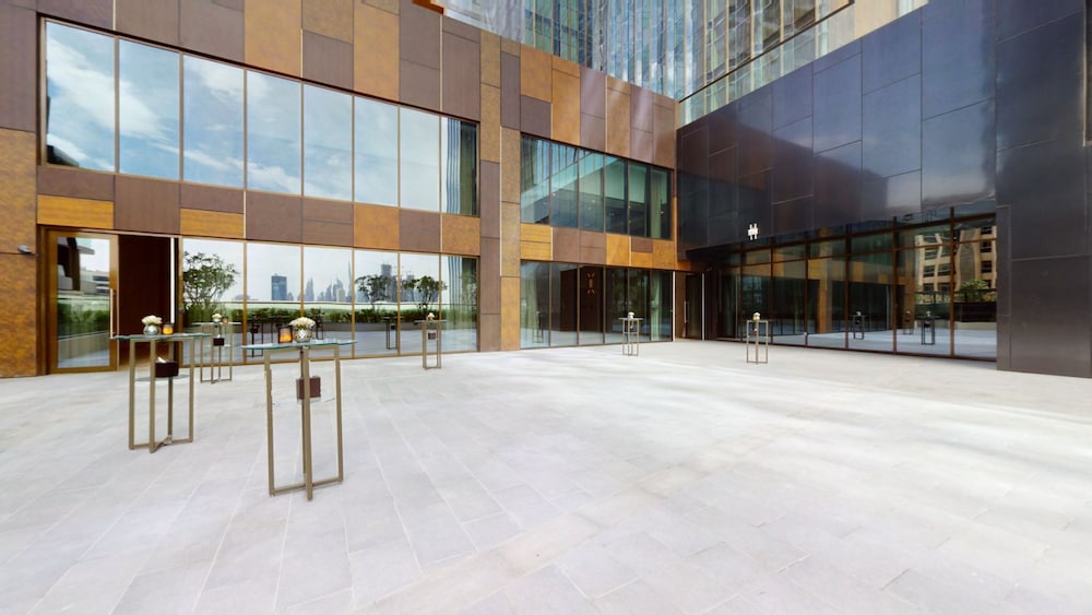 DoubleTree by Hilton Dubai M Square Hotel & Residences — Hotel building in Dubai