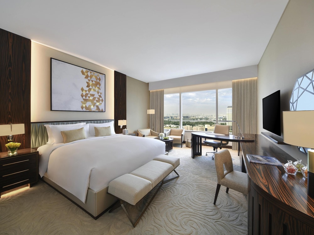 Sofitel Dubai The Obelisk — Hotel rooms in Dubai