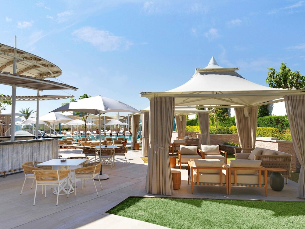 Sofitel Dubai The Obelisk — Restaurant & bars in Dubai