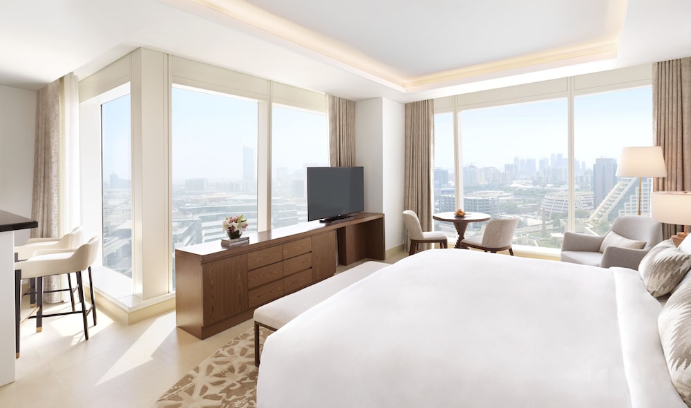 Sofitel Dubai The Obelisk — Hotel rooms in Dubai
