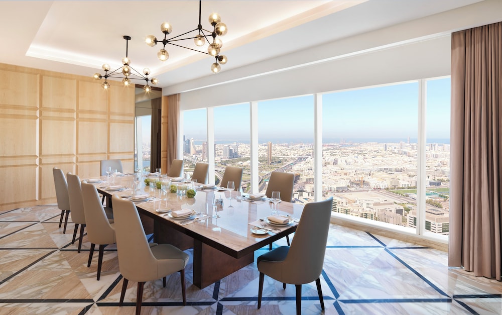 Sofitel Dubai The Obelisk — Restaurant & bars in Dubai