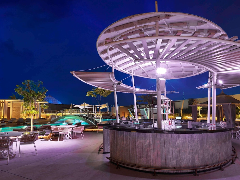 Sofitel Dubai The Obelisk — Restaurant & bars in Dubai