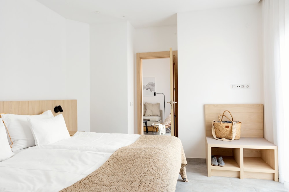 Sunwing Fanabe Beach — Hotel rooms in Costa Adeje, Canary Islands