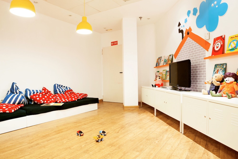 Sunwing Fanabe Beach — Attractions for children in Costa Adeje, Canary Islands