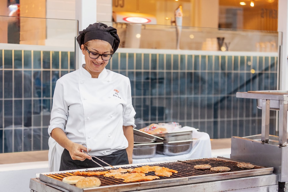 Sunwing Fanabe Beach — Restaurant & bars in Costa Adeje, Canary Islands