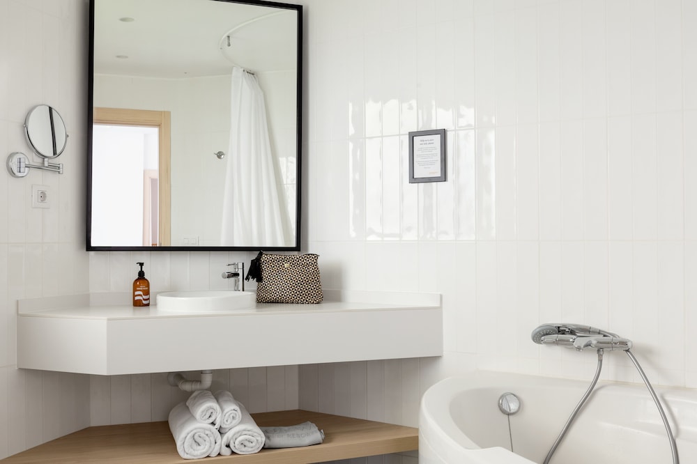 Sunwing Fanabe Beach — Hotel rooms in Costa Adeje, Canary Islands