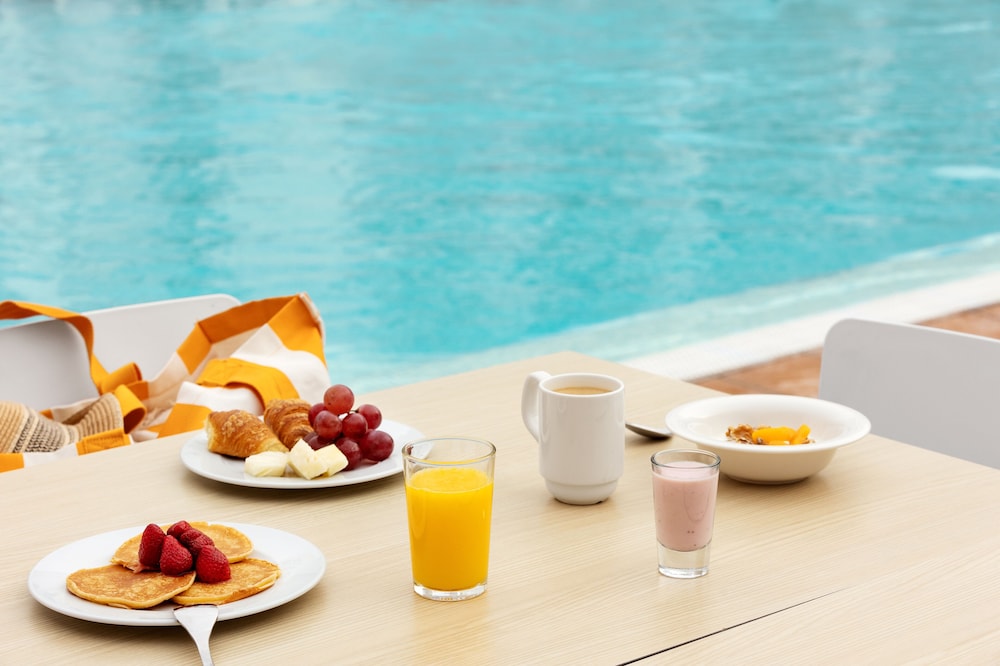 Sunwing Fanabe Beach — Swimming pool in Costa Adeje, Canary Islands