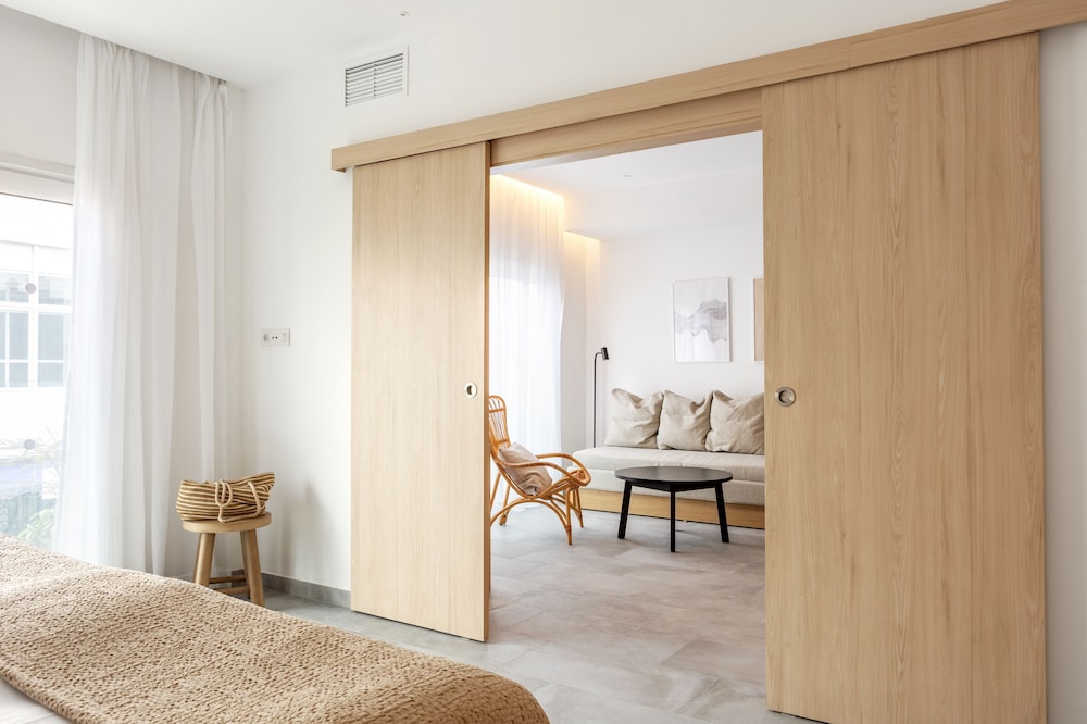 Sunwing Fanabe Beach — Hotel rooms in Costa Adeje, Canary Islands