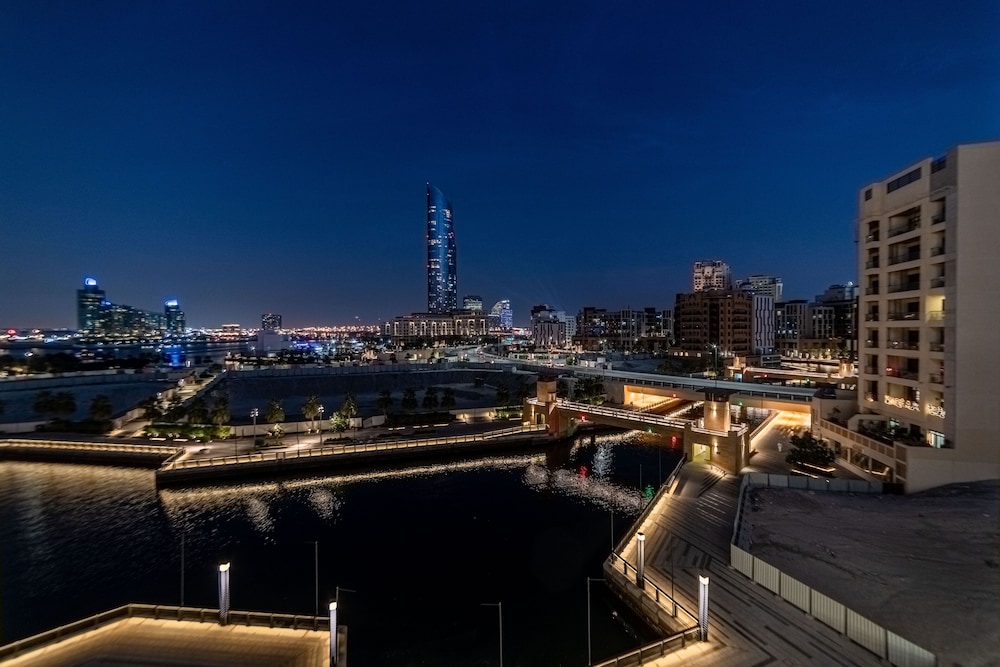 SUHA Creek, Waterfront Al Jaddaf — Attractions in the area in Dubai