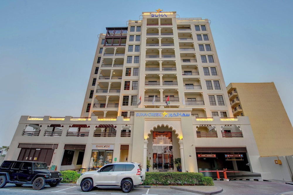 SUHA Creek, Waterfront Al Jaddaf — Hotel building in Dubai